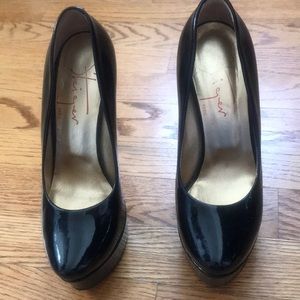 Steiger black patent heels